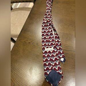 Vintage Mens Pierre Cardin Necktie 100% Silk. Great condition